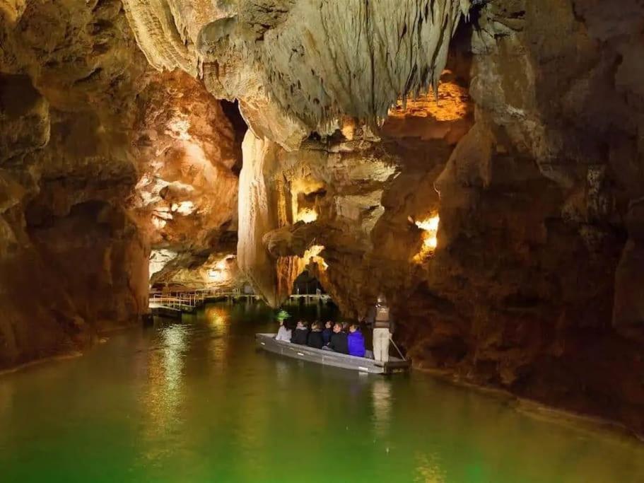Vakantiehuis La Poire, Op Landgoed Aan De Dordogne Prudhomat Exteriér fotografie