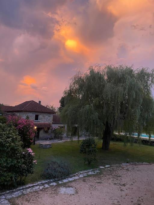 Vakantiehuis La Poire, Op Landgoed Aan De Dordogne Prudhomat Exteriér fotografie